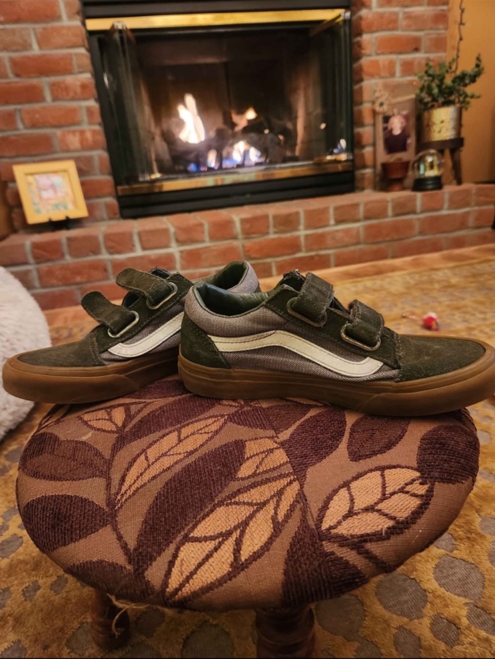 Vans Kids Olive Green Velcro Low-Top Sneakers with Gum Sole - Picture 3 of 5